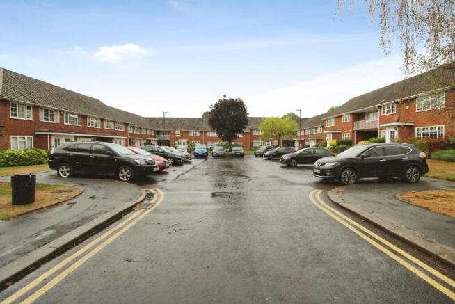 Two Bedroom Ground Floor Flat To Rent