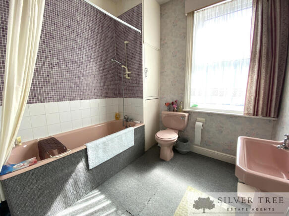 6 bed Terraced for sale Image 12