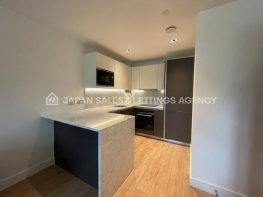 23, 17 Montpellier House, Glenthorne Road, London W6 0BU