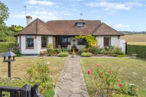 The Warren, Tring Road, Ivinghoe LU7 9EJ
