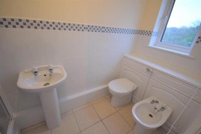 En-Suite 1