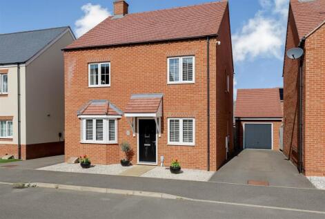Braeburn Way, Cranfield, Bedford
