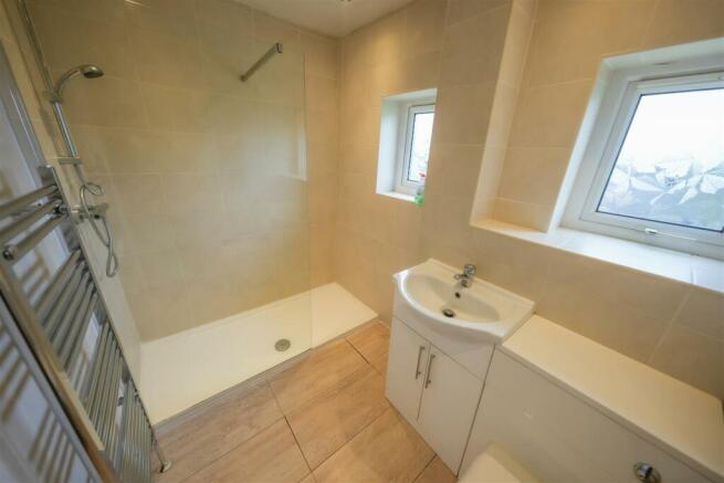 BATHROOM/ W.C
