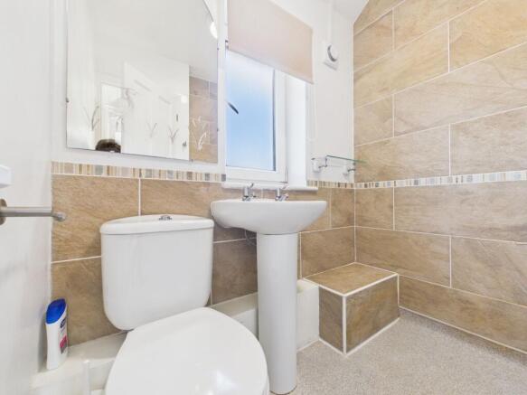 3 bed Terraced for sale Image 12