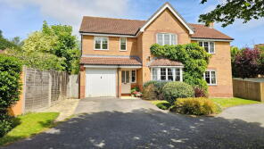 16, Violet Grove, Thatcham RG18 4DQ