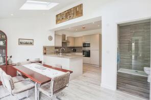 5, Foxhill, Wetherby LS22 6PS