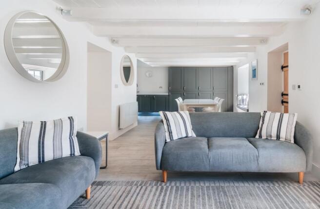 Living / Dining Area
