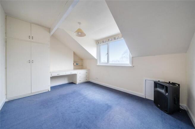 5 bed Terraced for sale Image 10