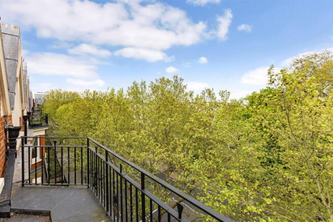 107065_Flat 19 Hanover Gate Mansions Park Road-25_