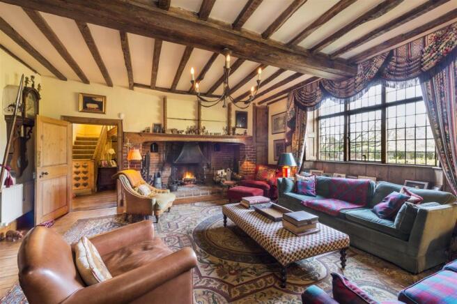 house. estate agency Cranleigh Barhatch Farm