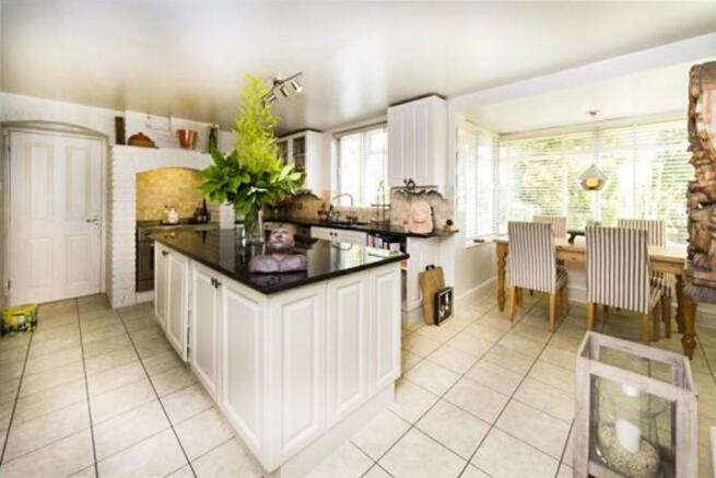Kitchen/Breakfast