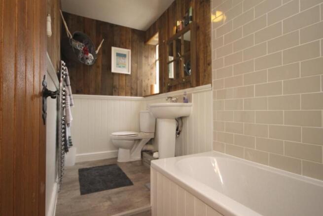 HOUSE BATHROOM/W.C.