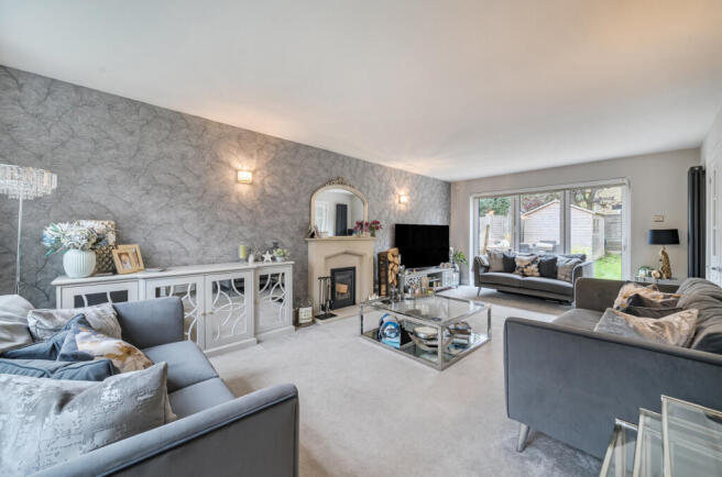 1370449-2-68f262e...