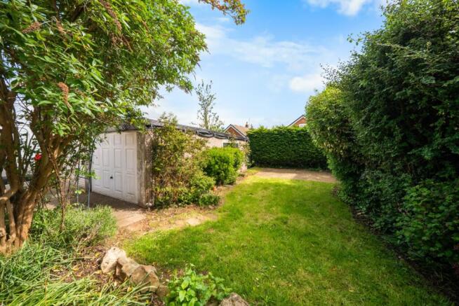 2 bed Bungalow for sale Image 10