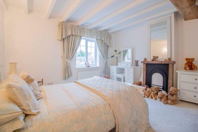 Bedroom 4 (Double)