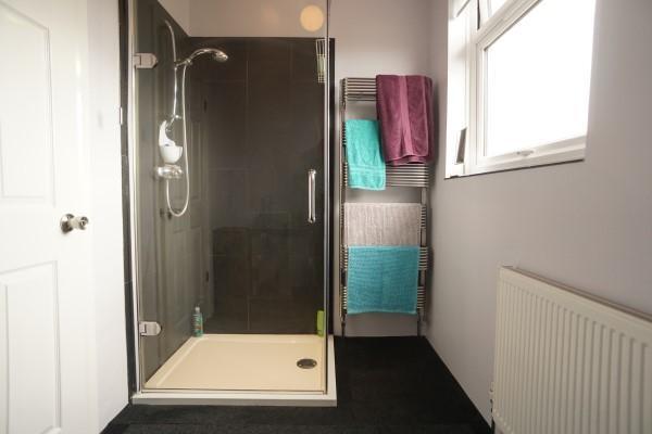Family Shower Room