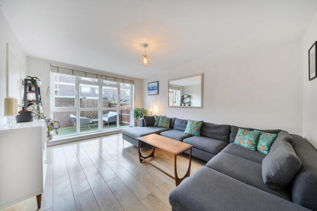 1396143-13-698ca2...