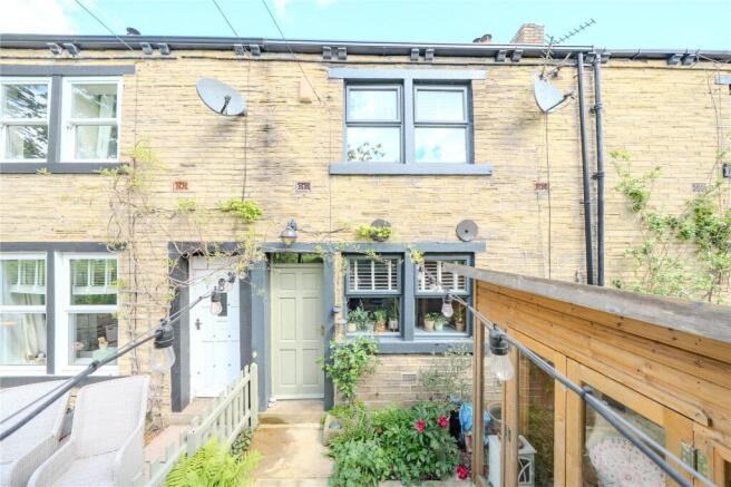 2 bed Terraced for sale in pudsey