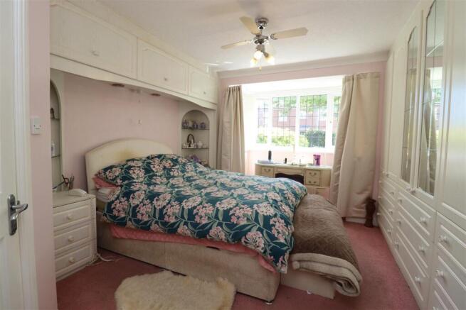 3 bed Detached Bungalow for sale Image 8