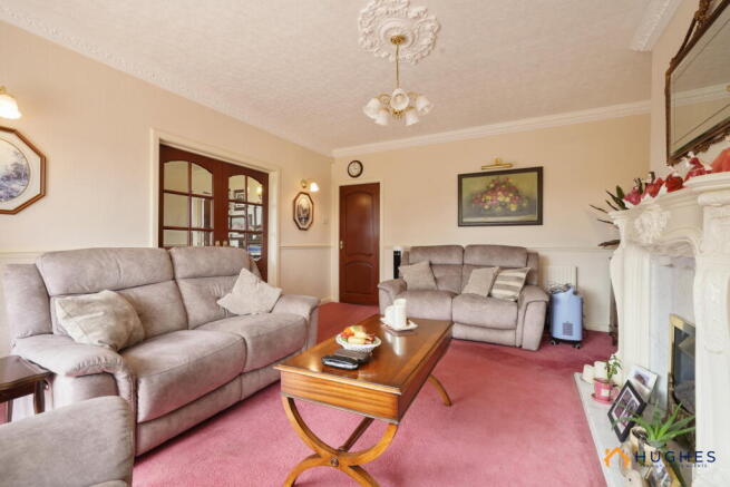 4 bed Detached Bungalow for sale Image 4