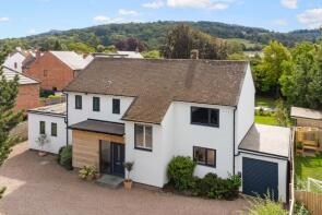 High Briars, Main Road, Shurdington, Cheltenham GL51 4TT
