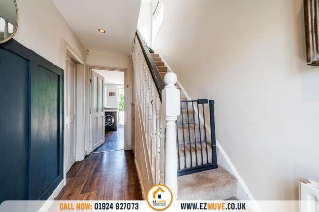 3 bed Semi-Detached for sale Image 9