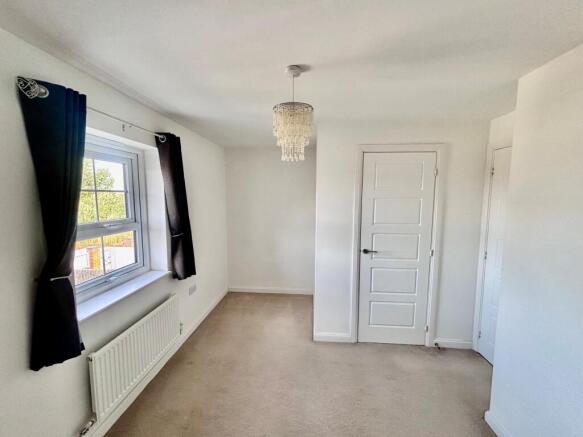 2 bed End of Terrace to rent Image 7