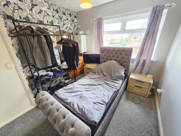 3 bed Semi-Detached for sale Image 9