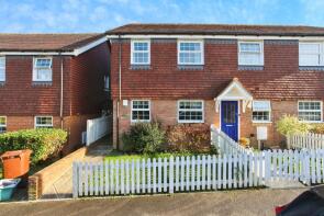 4, Canon Jeffreys Court, Hawkhurst, Cranbrook TN18 4JN