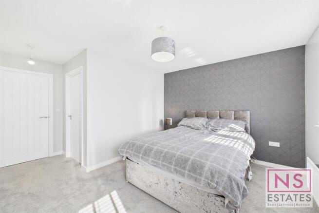 Dorman Gardens, Portside Village, Middlesbrough, TS6 photo 4