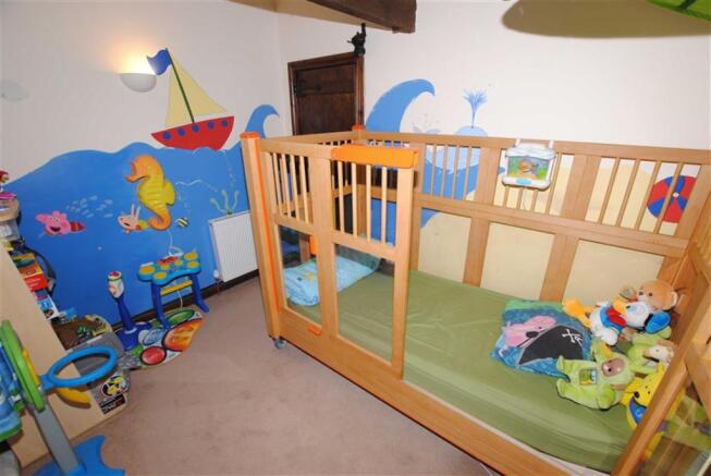 Photo 18