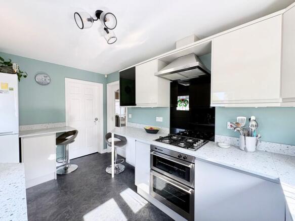 3 bed Detached for sale Image 10