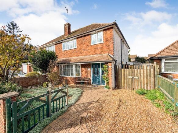 4-bed semi-detached on Fernie Close, Barton Seagrave, Kettering, £325,000