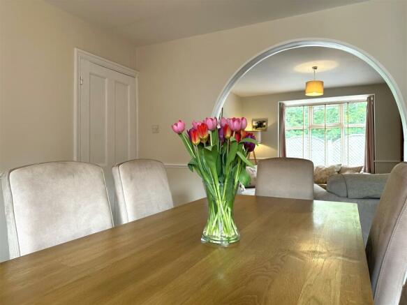 Open-Plan Living Space 066