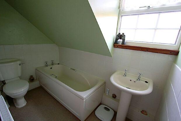 Bedroom 4 En-suite