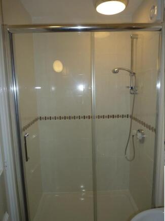 Walk in shower