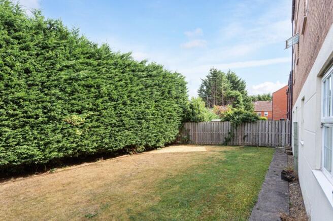 2 bed Flat for sale Image 9