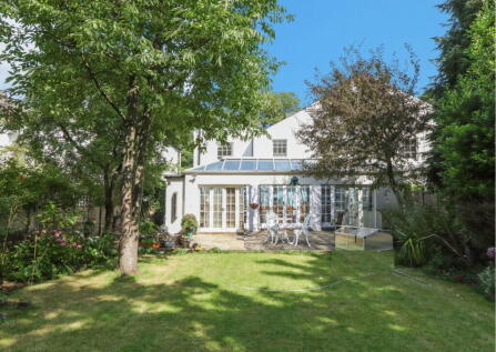 Fortis Green, East Finchley, Muswell Hill, London N2