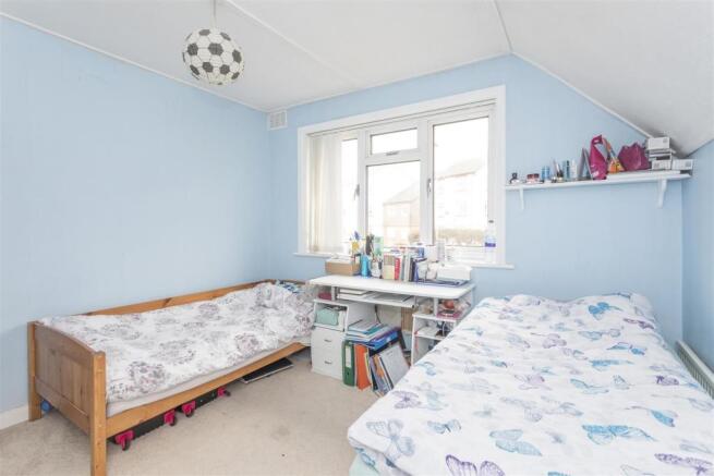BEDROOM.jpg