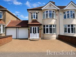 44, Hyland Way, Hornchurch RM11 1DW