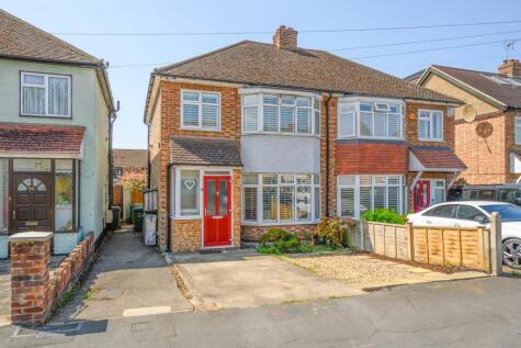 Braycourt Avenue, Walton-on-Thames, KT12