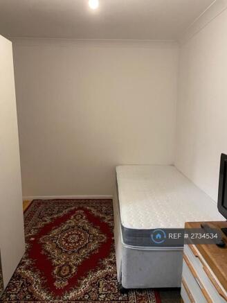 Room With Ensuite Bathroom