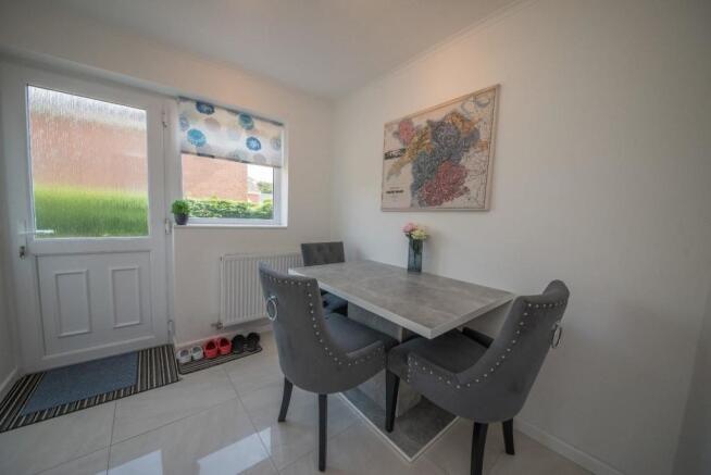 BREAKFAST ROOM