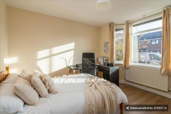 6 Double Bedrooms