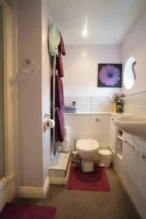 En-Suite To Bed 1