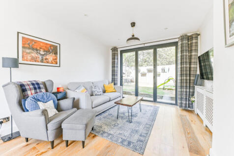 Wharncliffe Gardens, Upper Norwood, London, SE25