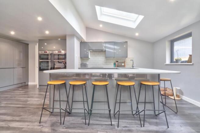Kitchen / living area