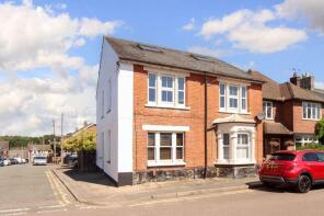 3, Stratford House, Queen Street, Tring HP23 6BQ