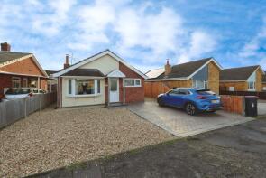 8, Fir Tree Avenue, Waddington, Lincoln LN5 9DP