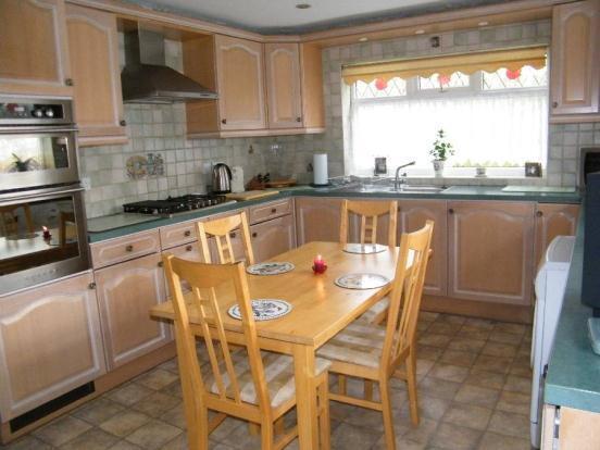 Kitchen/Breakfast Ro